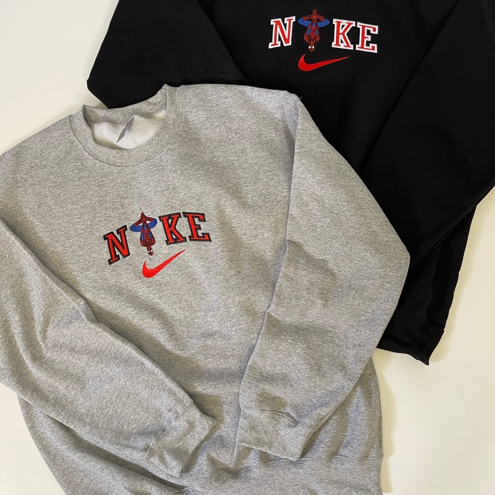 Grey Spiderman embroidered sweatshirt, crewneck - Picture 2 of 3